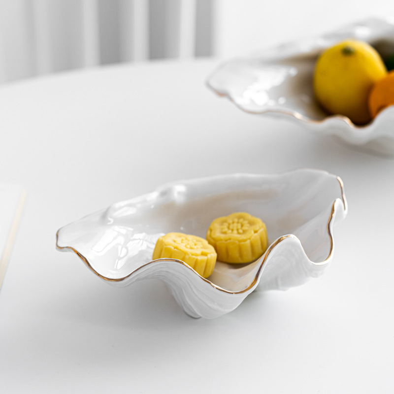 Modern simple gold-edged shell ceramic ornaments fruit candy family hospitality ceramic plate home decoration